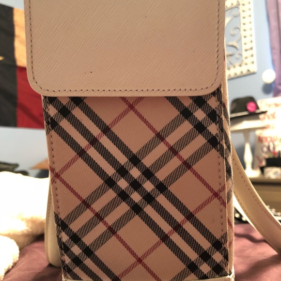 Burberry Handbag - Picture 2 of 5